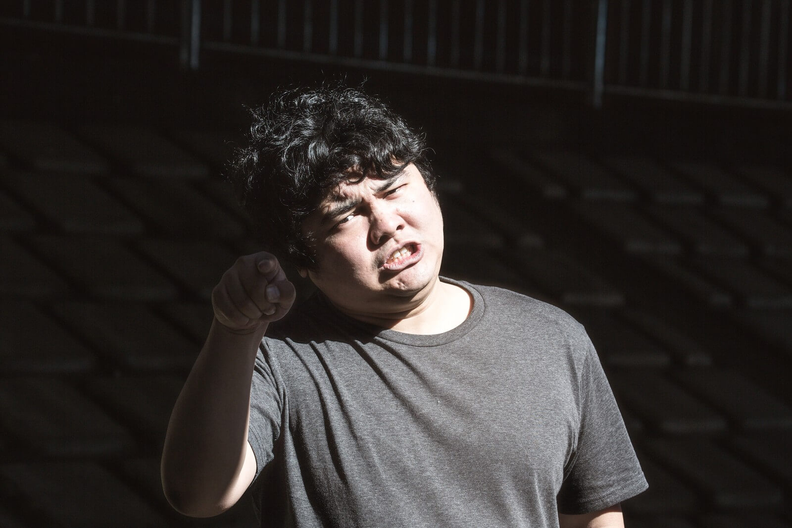 モンハンは遊びじゃねえんだよとキレる男性